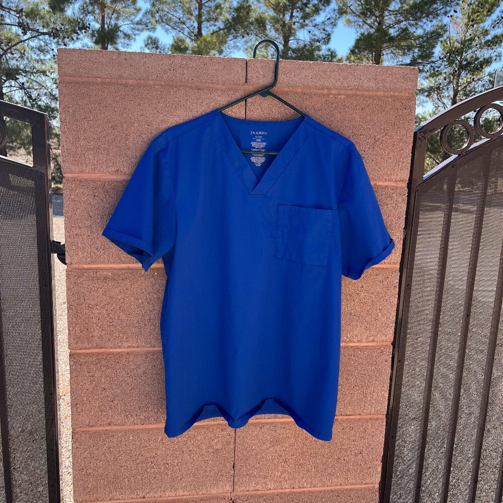 Jannuu Scrubs Set - Top and Bottoms (Large)